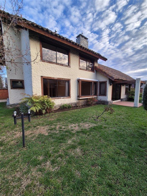 Casa en venta en Los Ángeles — foto 1