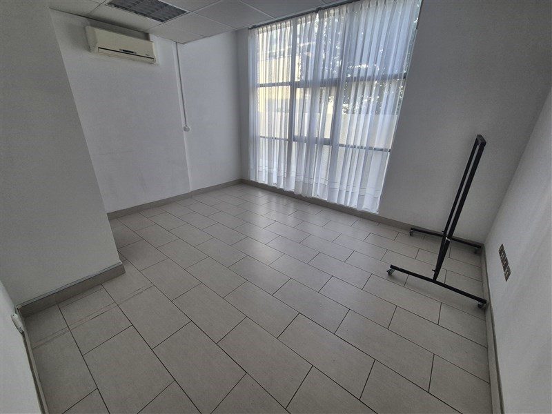 Oficina en venta en Los Ángeles — foto 5
