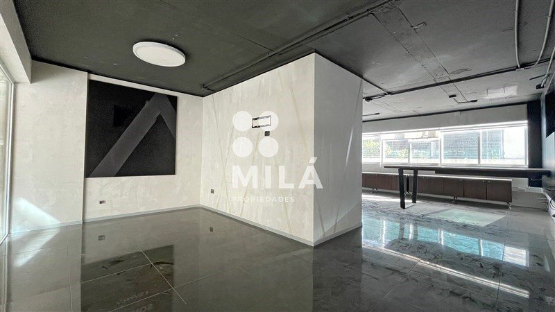 Local comercial en venta en Las Condes — foto 1