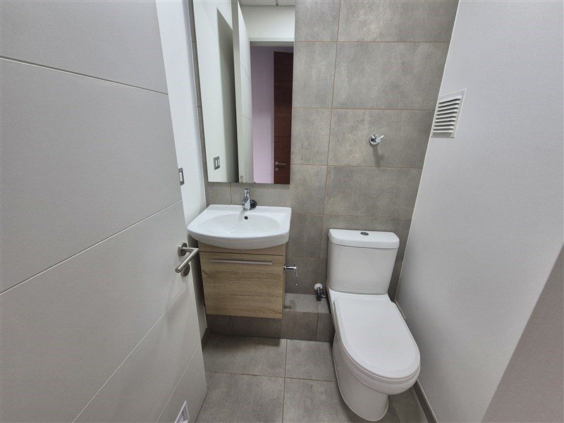 Oficina en arriendo en Los Ángeles — foto 7