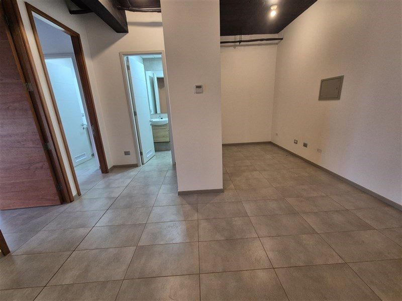 Oficina en arriendo en Los Ángeles — foto 10