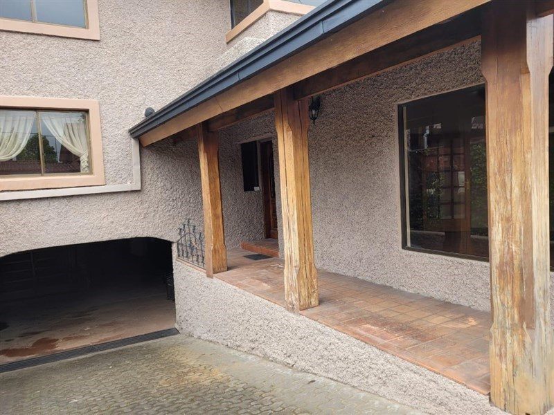 Casa en venta en Los Ángeles — foto 2