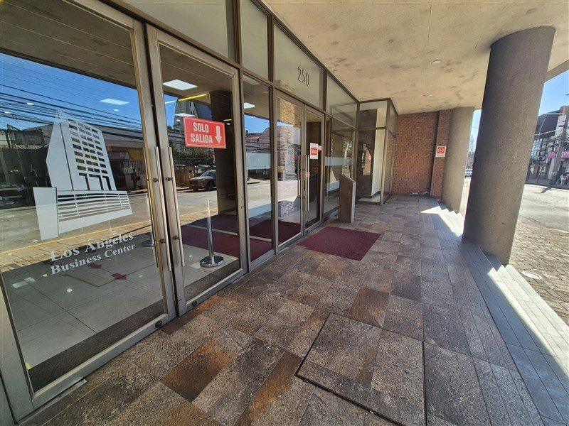Oficina en arriendo en Los Ángeles — foto 9