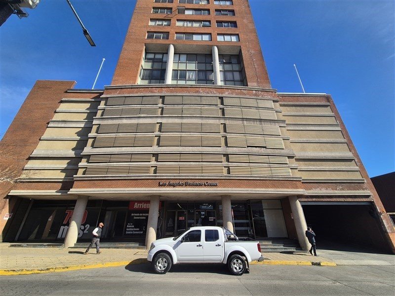 Oficina en arriendo en Los Ángeles — foto 10