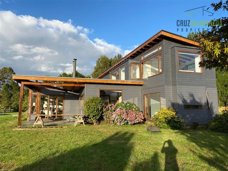 Casa en venta en Puerto Varas — foto 2