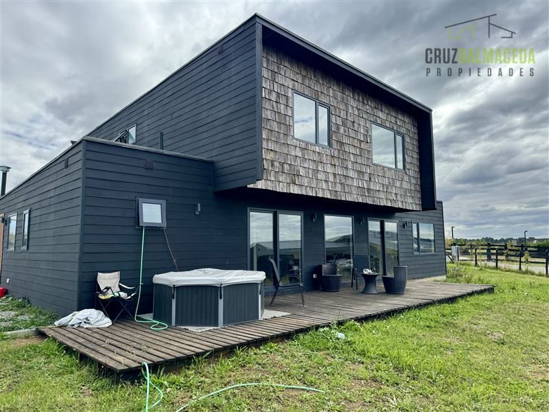 Casa en venta en Puerto Varas — foto 2