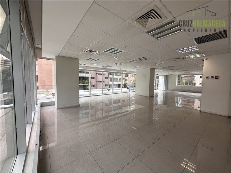 Oficina en arriendo en Las Condes — foto 1