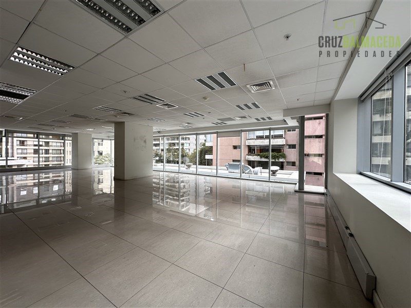 Oficina en arriendo en Las Condes — foto 2