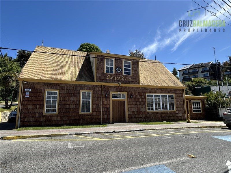 Local comercial en arriendo en Puerto Varas — foto 2