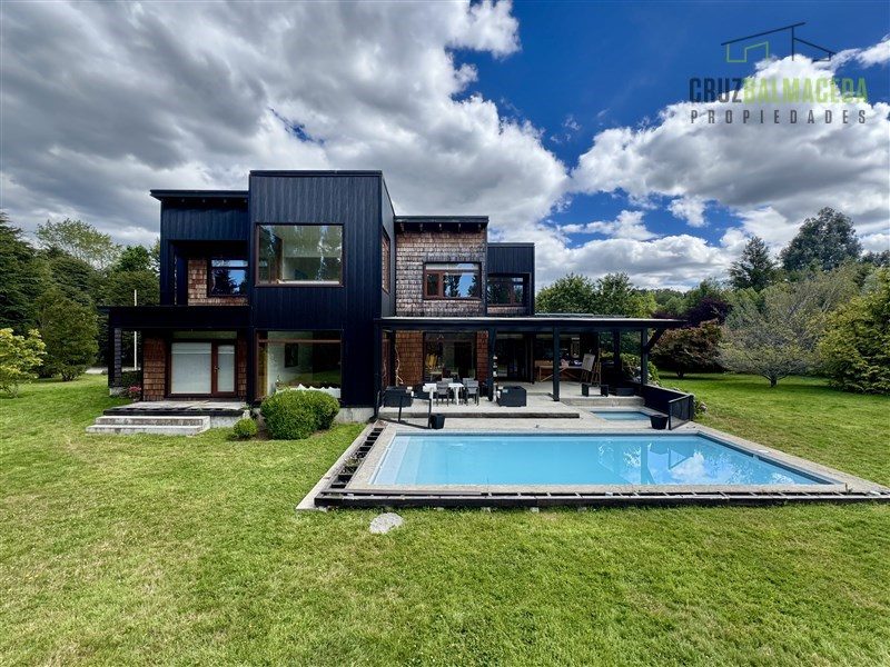 Casa en venta en Puerto Varas — foto 1