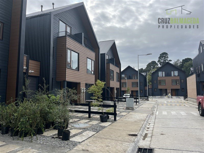 Casa en arriendo en Puerto Varas — foto 2