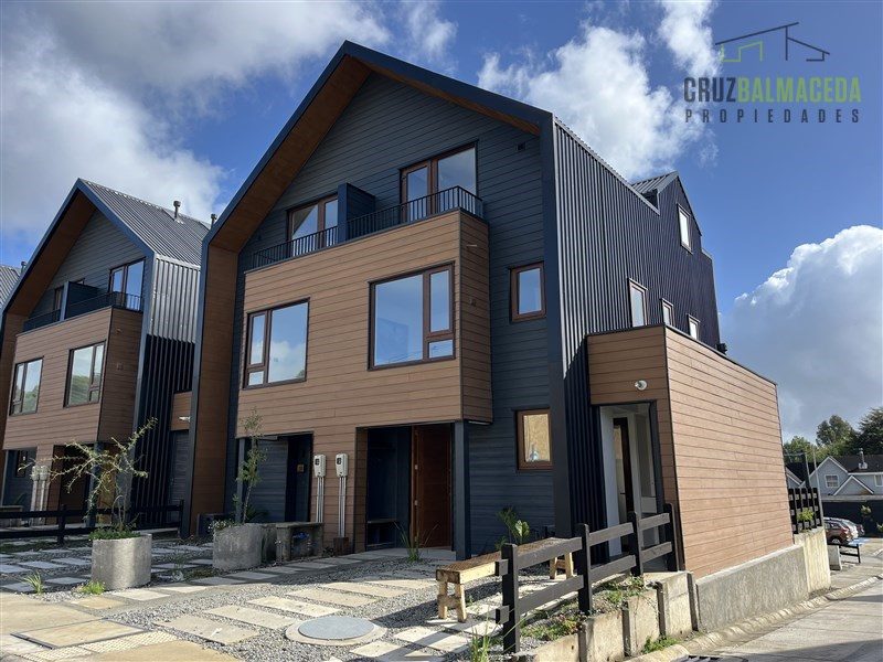 Casa en arriendo en Puerto Varas — foto 2