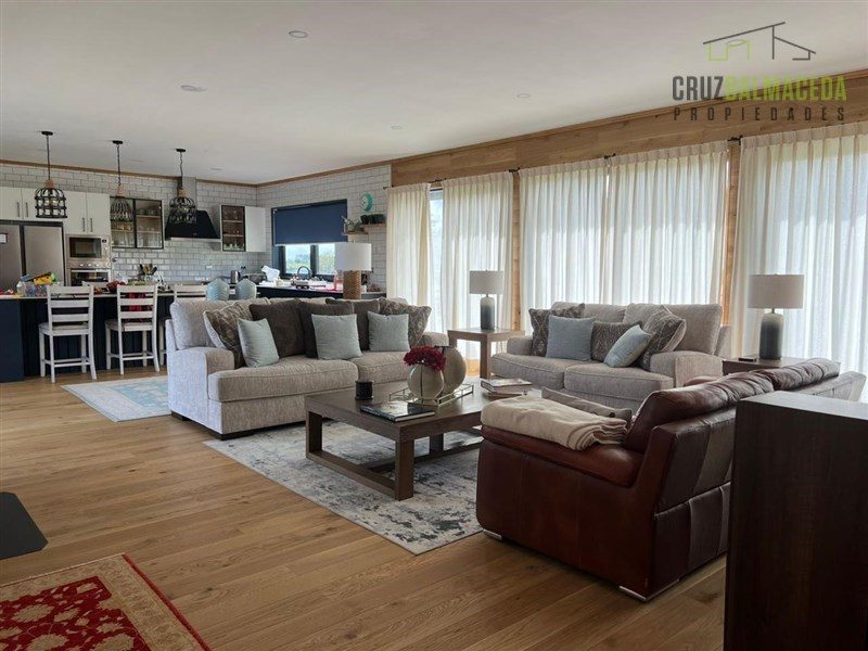 Casa en venta en Puerto Varas — foto 1