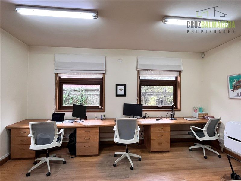 Oficina en arriendo en Puerto Varas — foto 3