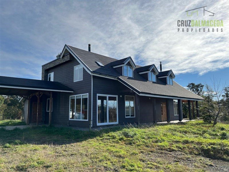 Casa en arriendo en Puerto Varas — foto 1
