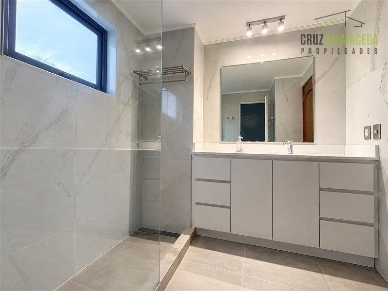 Casa en venta en Lo Barnechea — foto 10