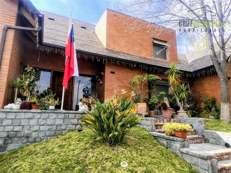 Casa en venta en Peñalolén — foto 1