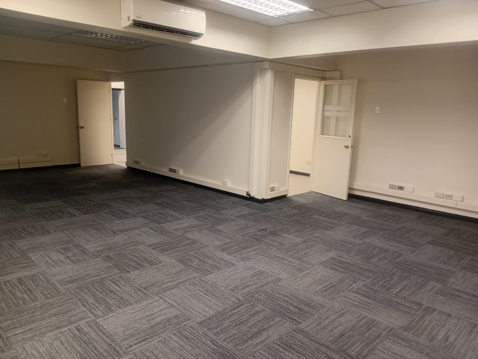 Oficina en arriendo en Santiago — foto 2