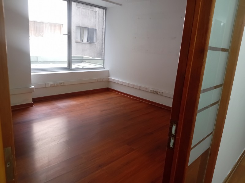 Oficina en arriendo en Santiago — foto 10