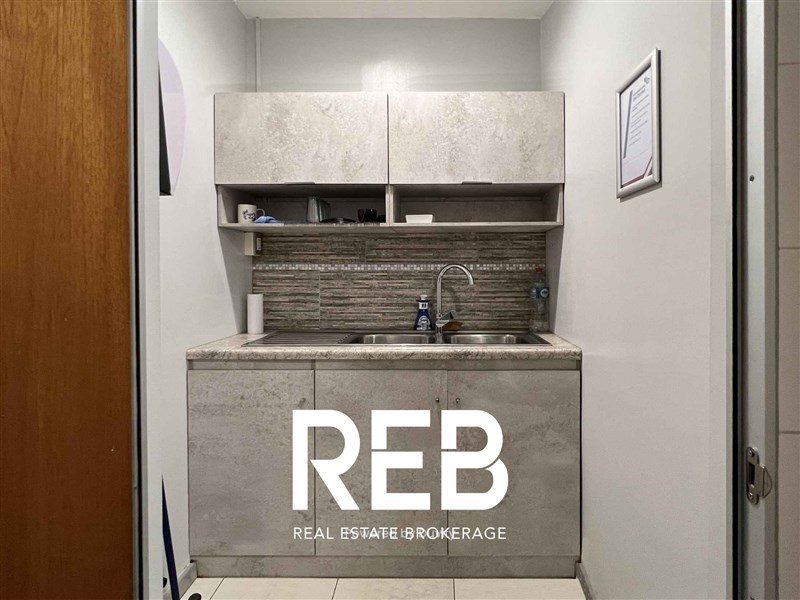 Oficina en arriendo en Las Condes — foto 10