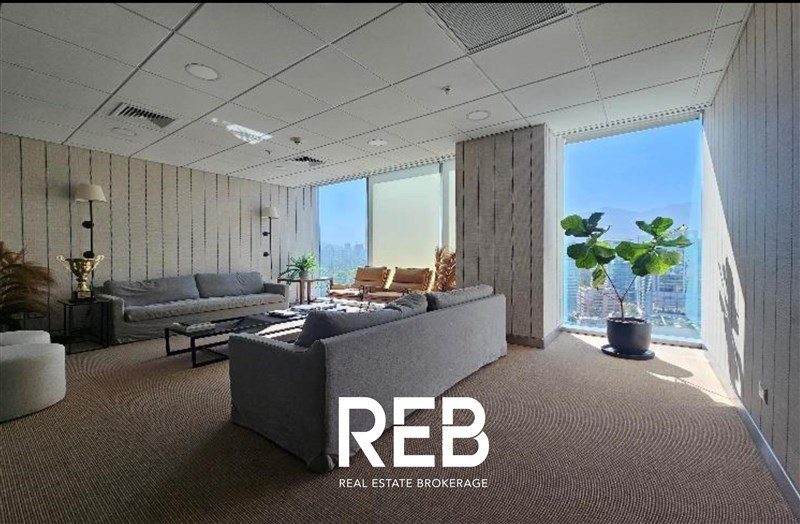 Oficina en arriendo en Las Condes — foto 1