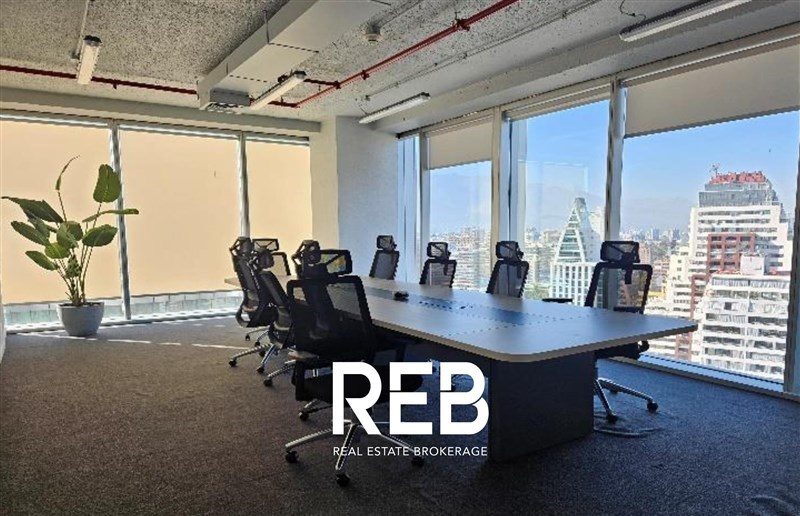 Oficina en arriendo en Las Condes — foto 1