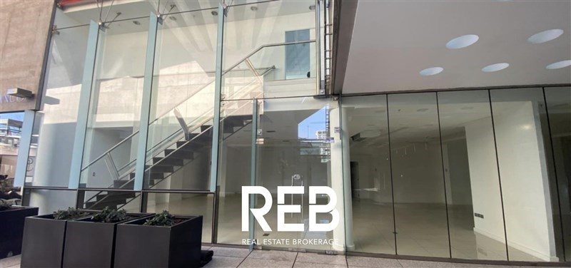 Local comercial en arriendo en Las Condes — foto 1