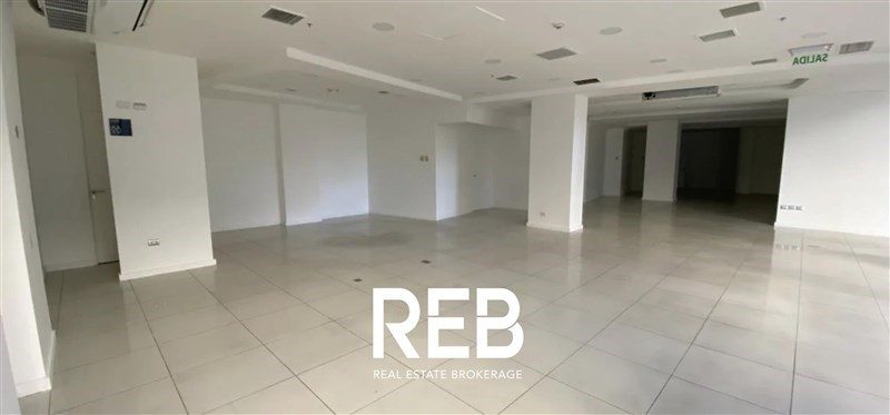 Local comercial en arriendo en Las Condes — foto 3