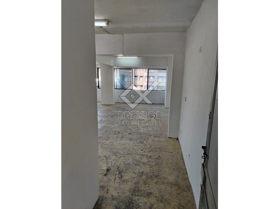 Oficina en arriendo en Recoleta — foto 2