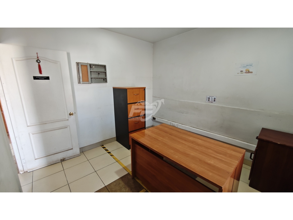 Oficina en arriendo en Los Andes — foto 4
