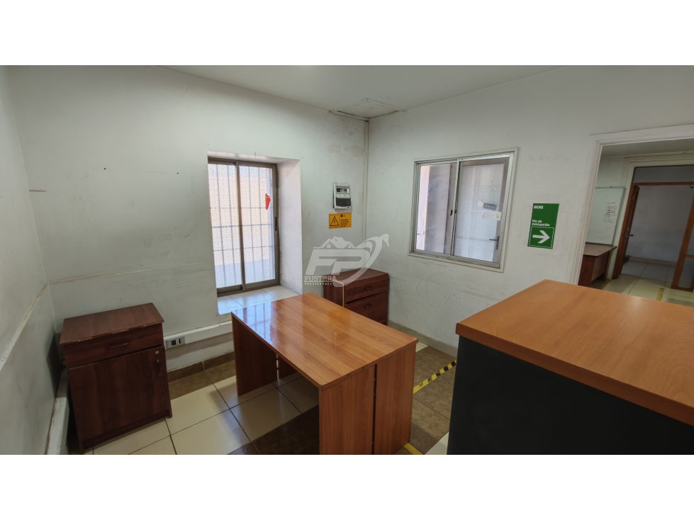 Oficina en arriendo en Los Andes — foto 5