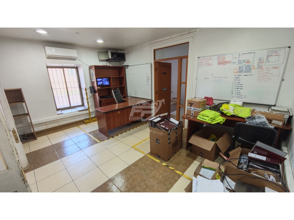 Oficina en arriendo en Los Andes — foto 10