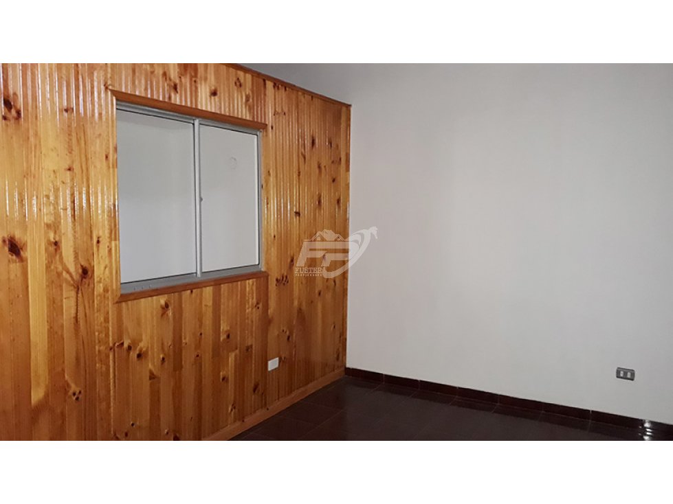 Oficina en arriendo en Los Andes — foto 1