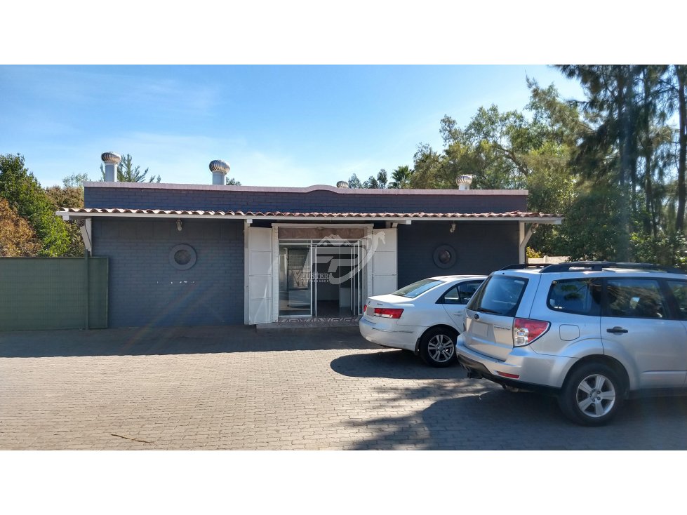 Local comercial en arriendo en Calle Larga — foto 4