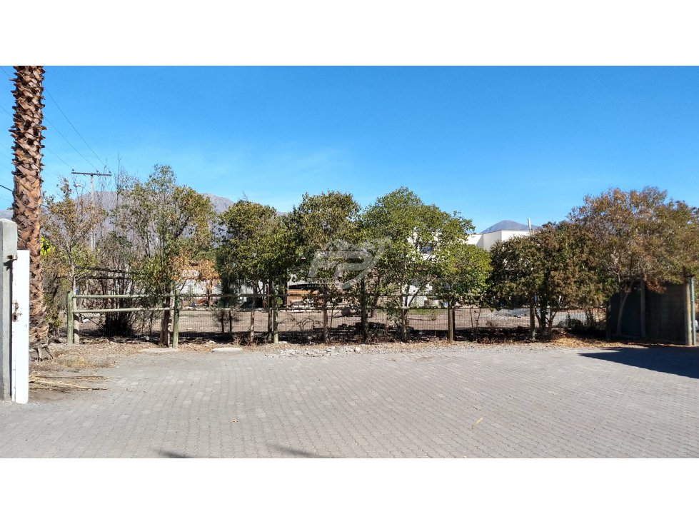 Local comercial en arriendo en Calle Larga — foto 6