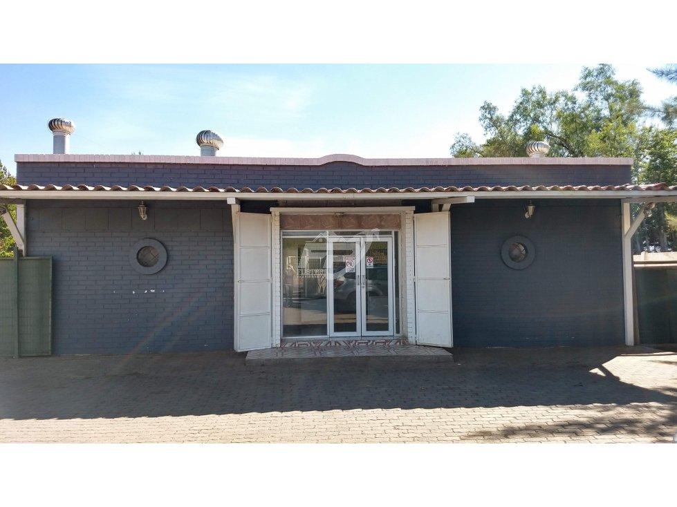 Local comercial en arriendo en Calle Larga — foto 8