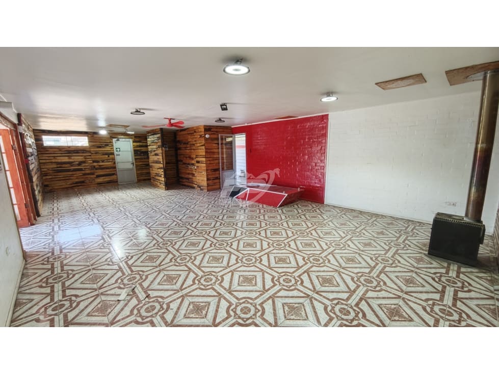 Local comercial en arriendo en Calle Larga — foto 9
