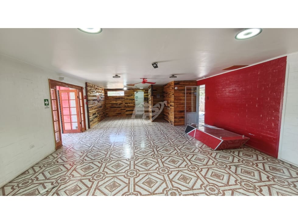 Local comercial en arriendo en Calle Larga — foto 10