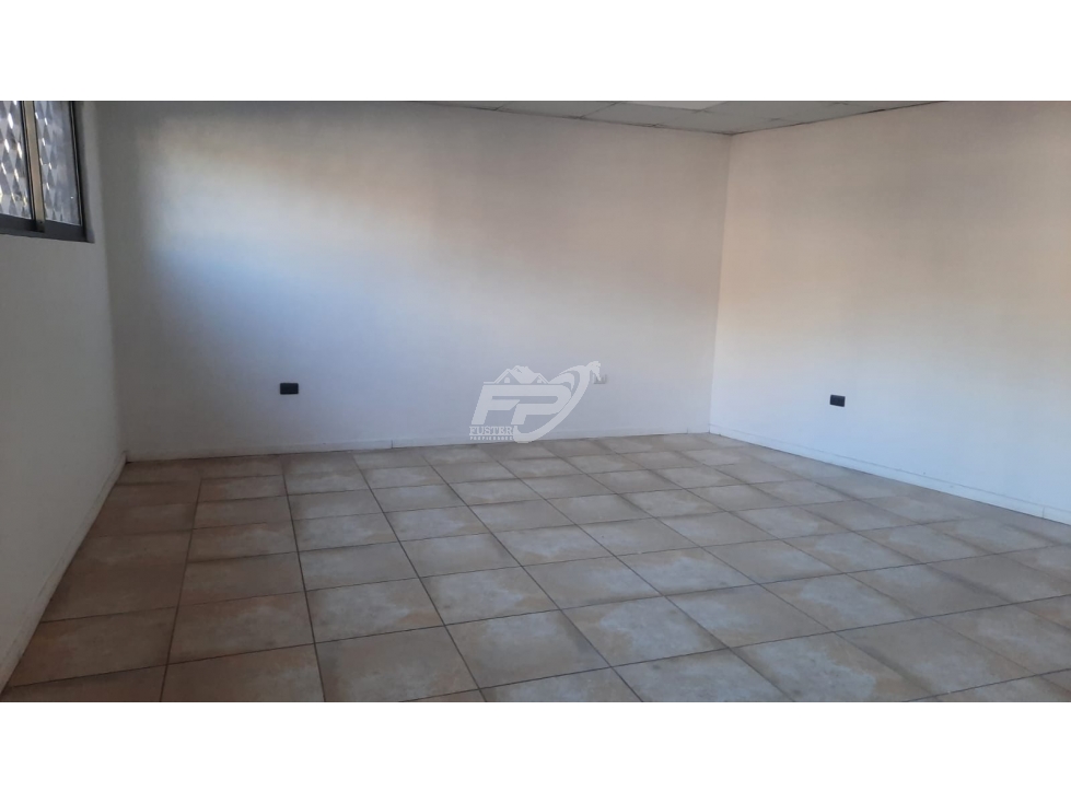 Oficina en arriendo en Los Andes — foto 5