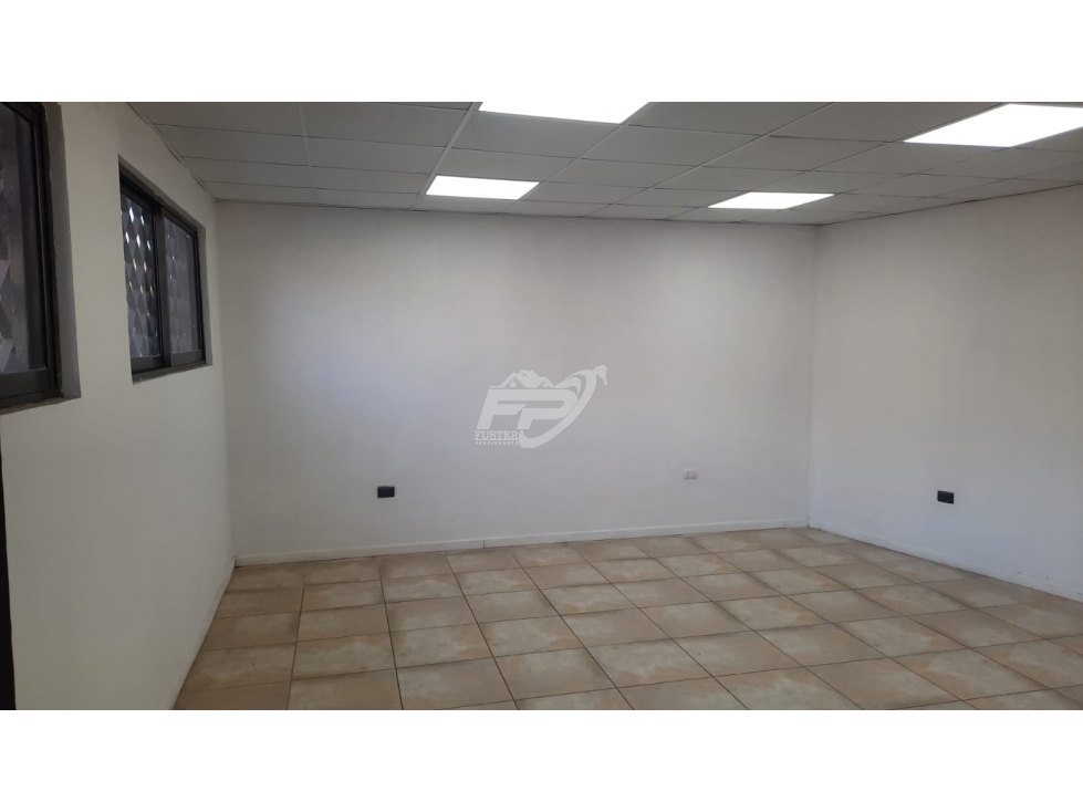 Oficina en arriendo en Los Andes — foto 6