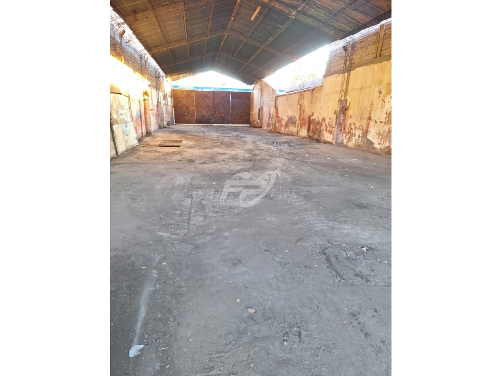 Bodega en arriendo en Los Andes — foto 1