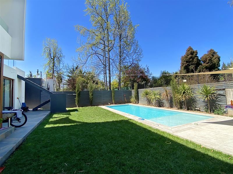 Casa en venta en Vitacura — foto 2