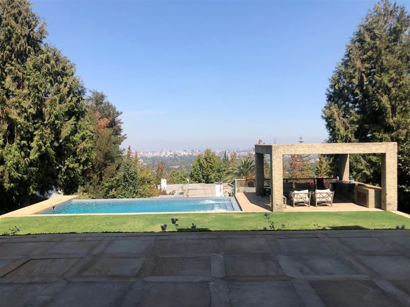 Casa en venta en Vitacura — foto 1