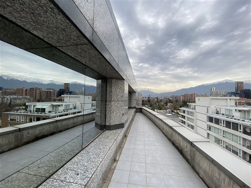 Oficina en arriendo en Vitacura — foto 1