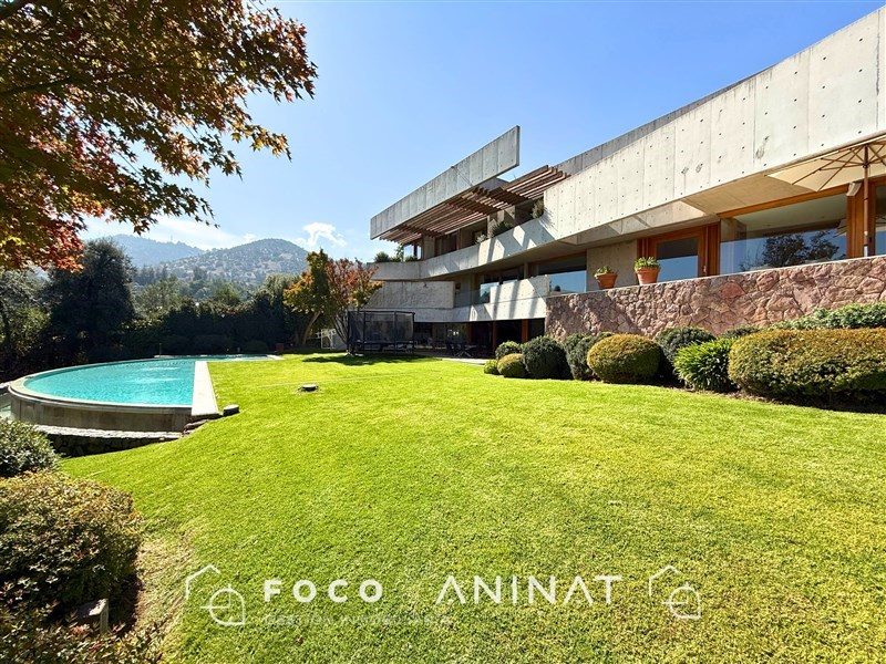 Casa en venta en Lo Barnechea — foto 1