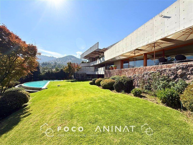 Casa en venta en Lo Barnechea — foto 2