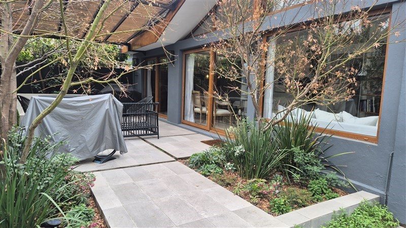 Casa en venta en Vitacura — foto 2