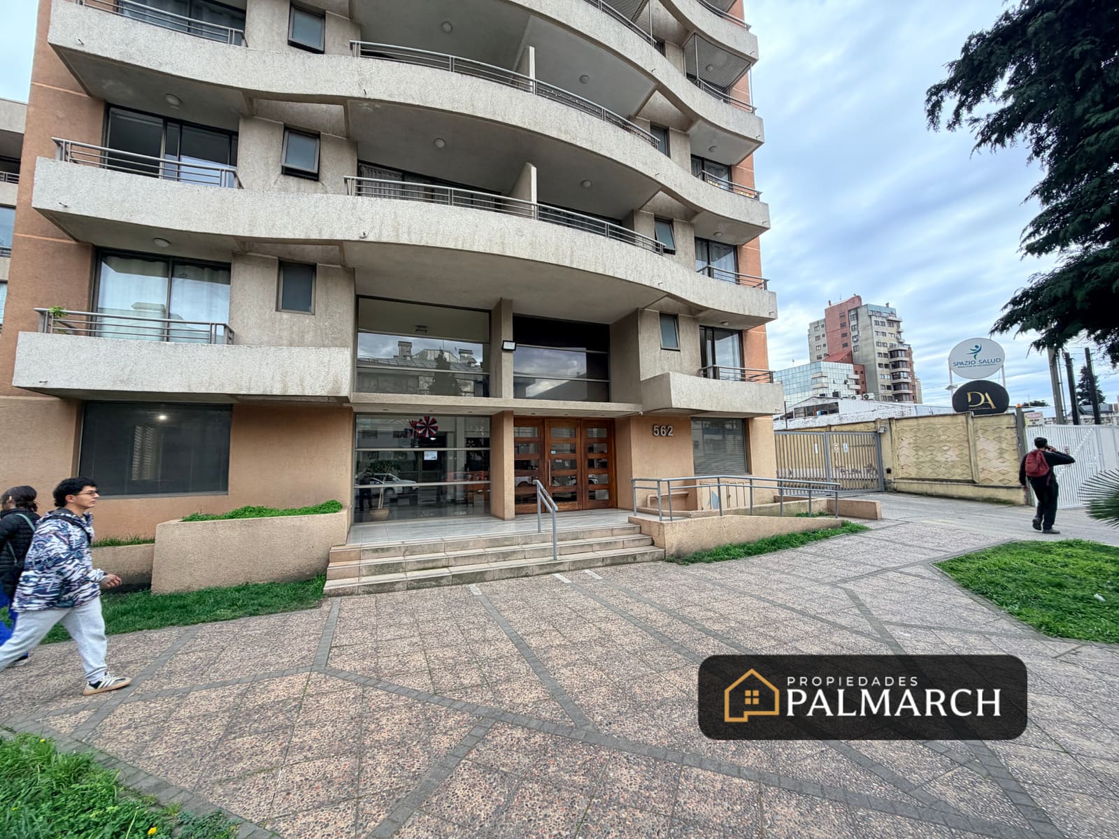 Departamento en arriendo en Chillán — foto 1