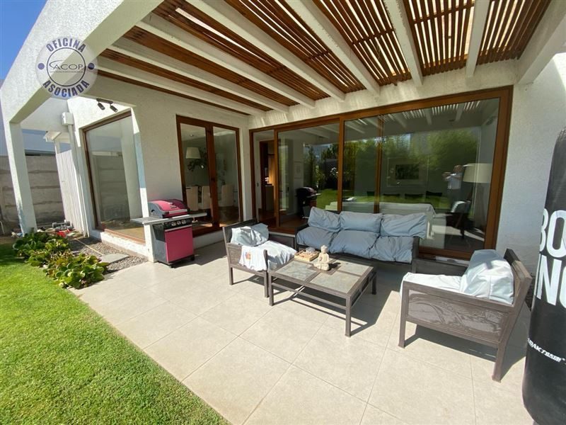 Casa en arriendo en Lo Barnechea — foto 4