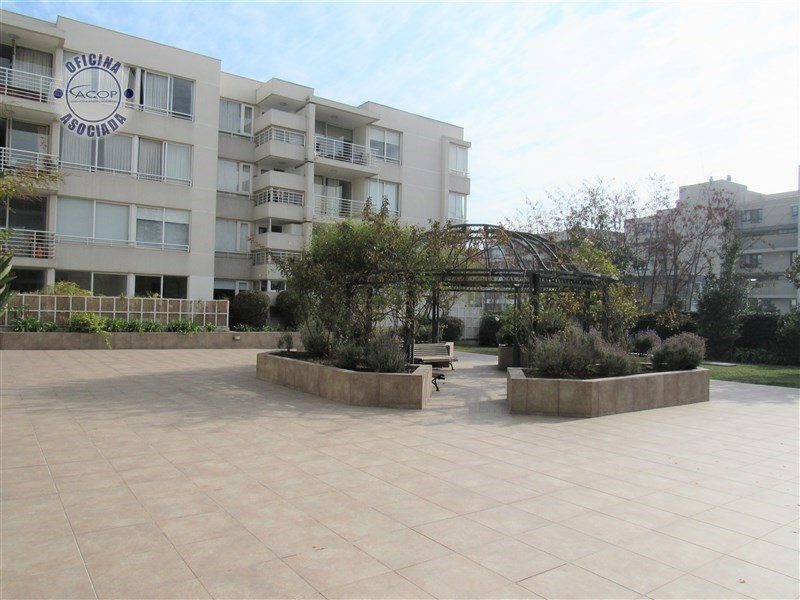 Departamento en venta en Lo Barnechea — foto 1